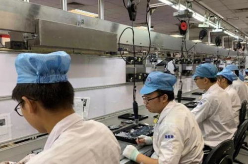 再招1萬人 中方工廠接單接到手軟,外媒 這一幕難以想象
